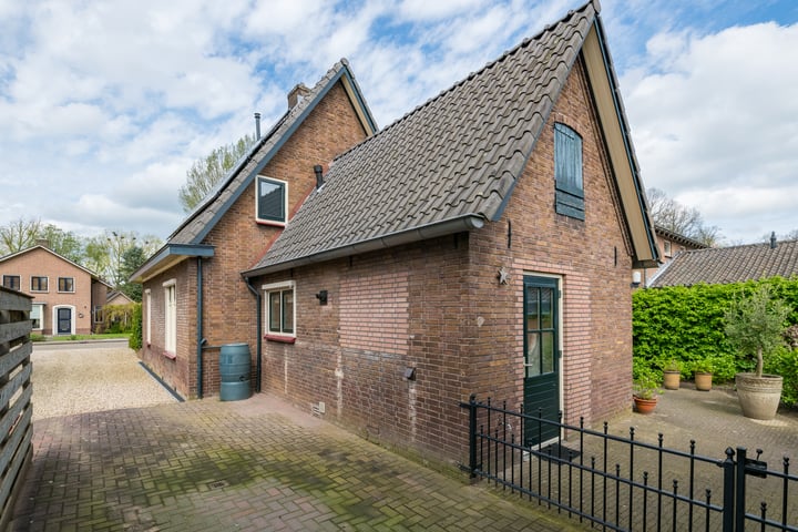 Bekijk foto 41 van Pastoor Thuisstraat 16