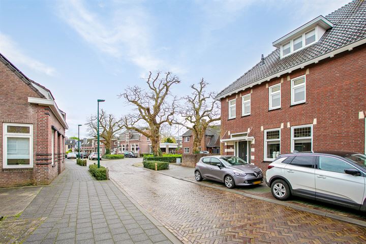 Bekijk foto 10 van Sint Josephstraat 155