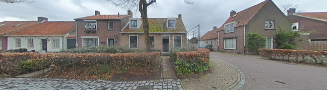 Bekijk 360° foto van voortuin van Plein 51