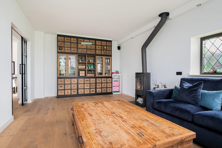 Photo 11 of Laarstraat 27-27A