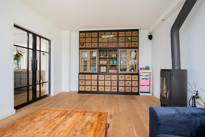 Photo 12 of Laarstraat 27-27A