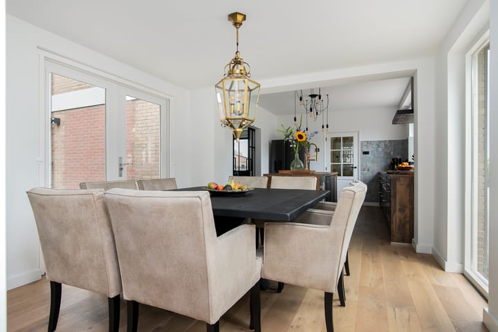 Photo 14 of Laarstraat 27-27A