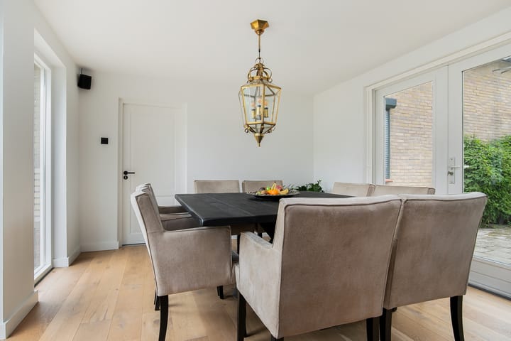 Photo 13 of Laarstraat 27-27A