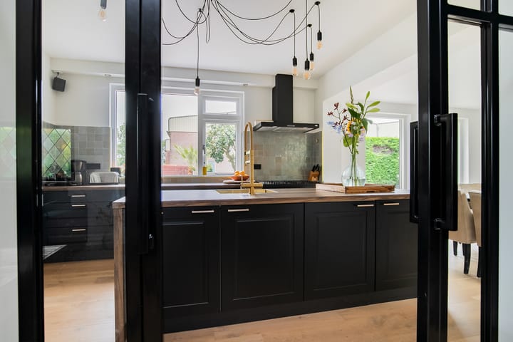 Photo 17 of Laarstraat 27-27A