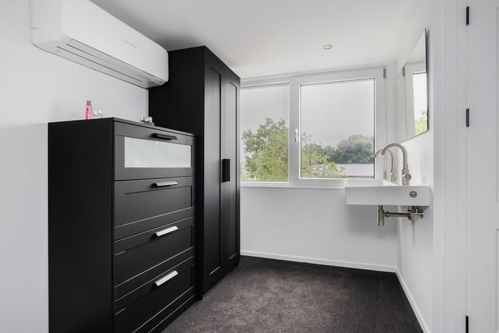 Photo 25 of Laarstraat 27-27A