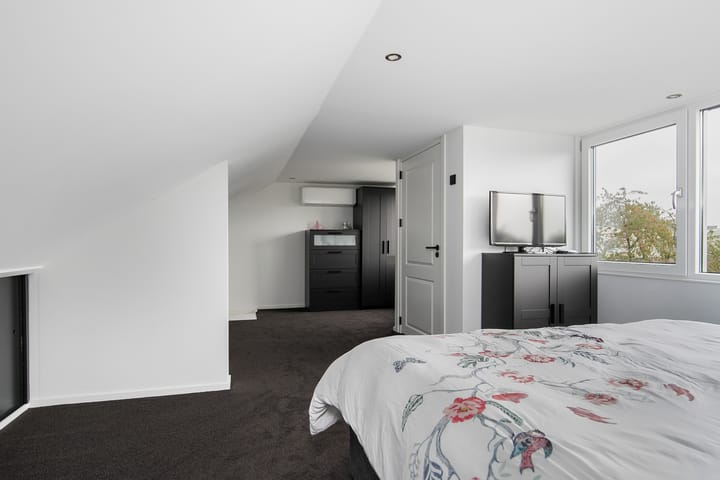 Photo 27 of Laarstraat 27-27A