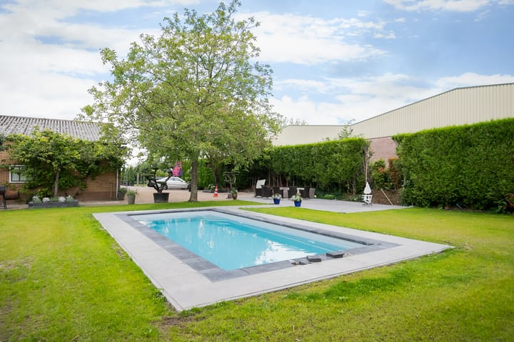 Photo 40 of Laarstraat 27-27A