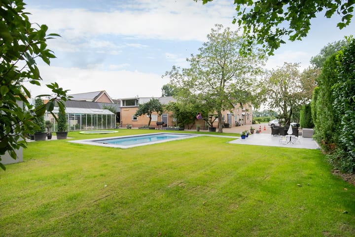 Photo 41 of Laarstraat 27-27A