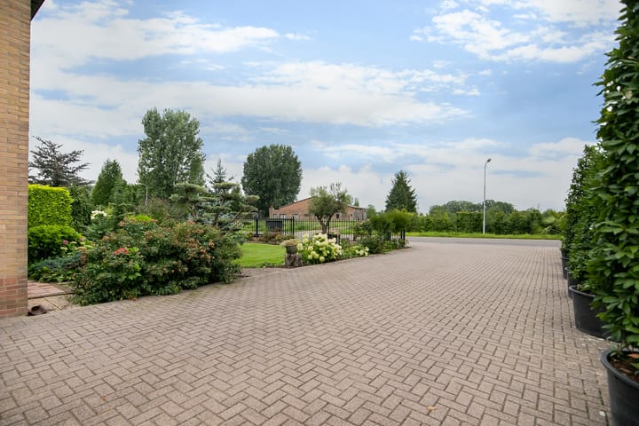 Photo 60 of Laarstraat 27-27A