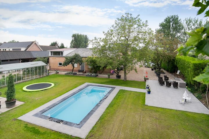 Photo 66 of Laarstraat 27-27A