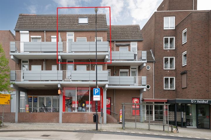 View photo 2 of Veldhofstraat 23-B