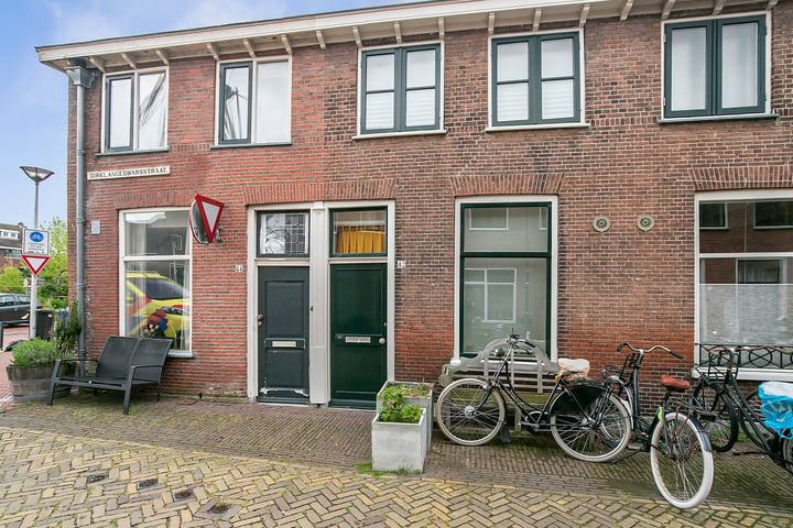 View photo 4 of Dirklangendwarsstraat 44