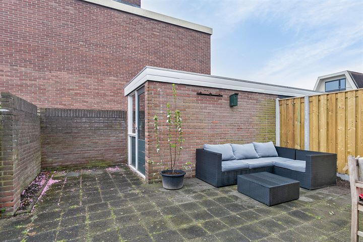 Bekijk foto 30 van Pastoor van Weesstraat 19