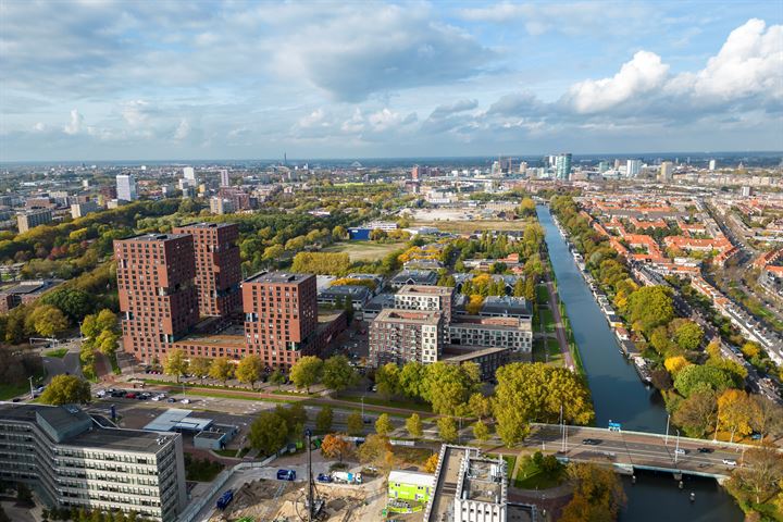 Bekijk foto 26 van Europaplein 814