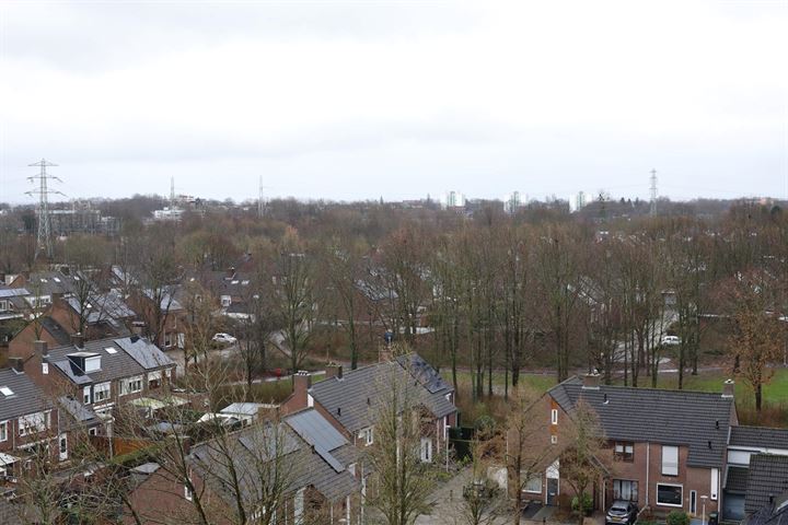 View photo 22 of Silhof 44