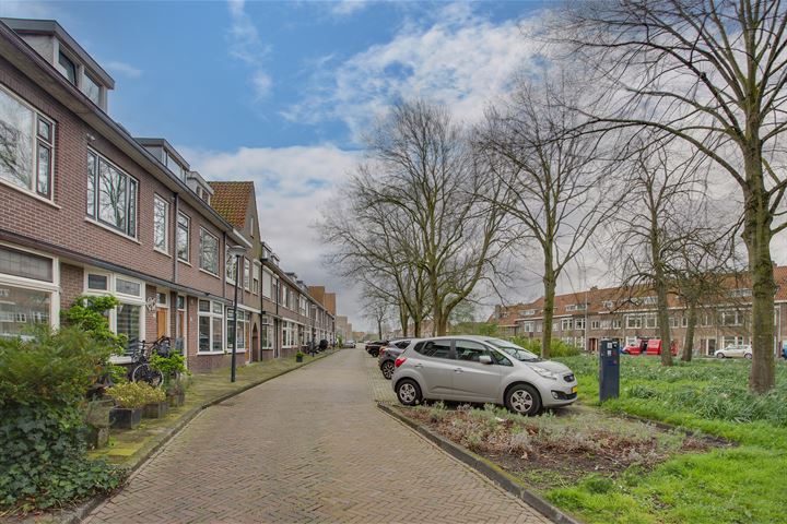 Bekijk foto 42 van Sumatrastraat 183