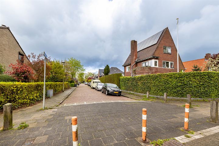 Bekijk foto 37 van Volkerinksstraat 3