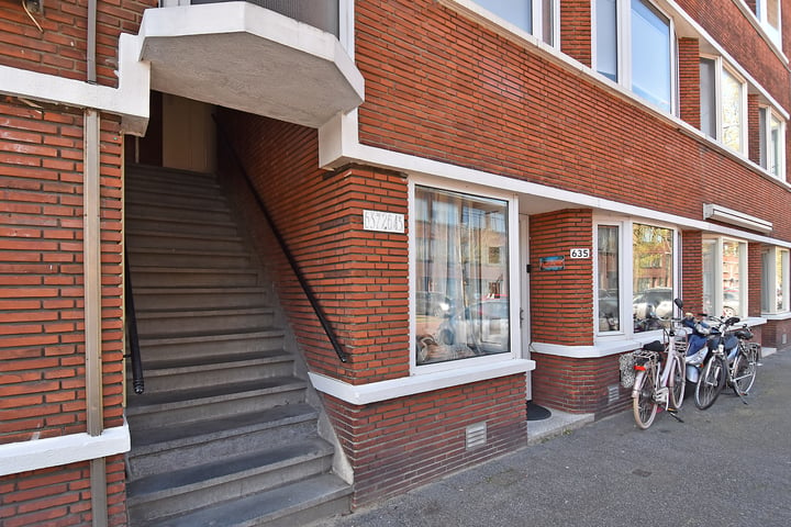 View photo 3 of Vreeswijkstraat 639