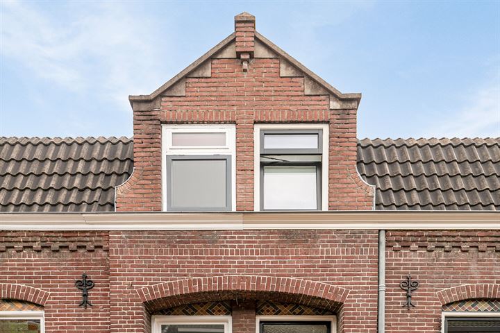 Bekijk foto 31 van St Lambertusstraat 23