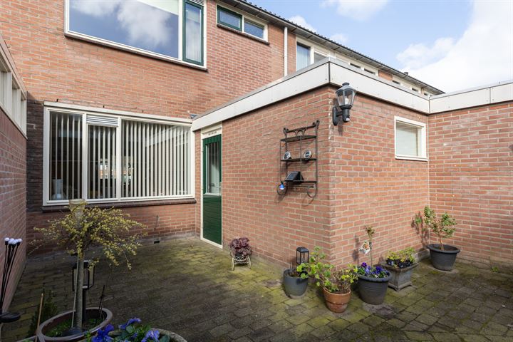 Bekijk foto 37 van Kuyperstraat 6