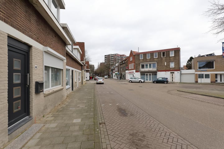 View photo 17 of Eikenderweg 44