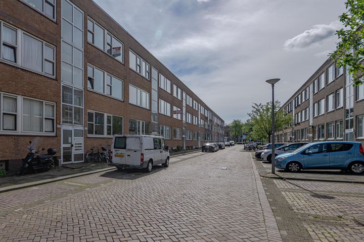 Bekijk foto 17 van Terschellingsestraat 8-C