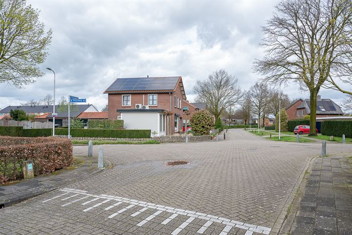 Bekijk foto 39 van Teubenweg 16