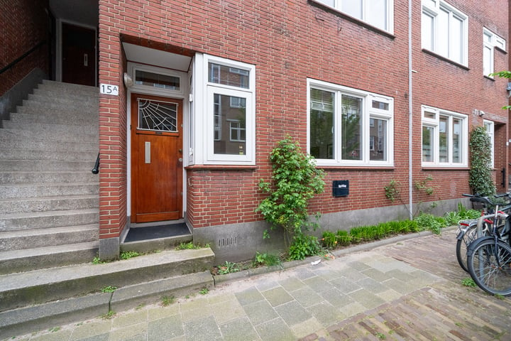 Bekijk foto 24 van Van der Meydestraat 15-A