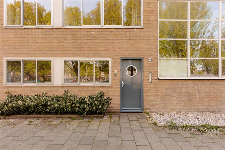 Bekijk foto 2 van Uiterwaardenstraat 141-HS