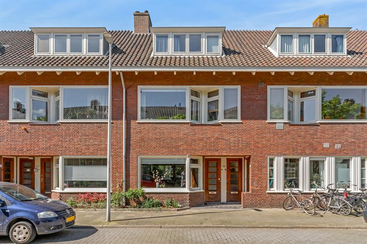 Bekijk foto 1 van Van Koetsveldstraat 36