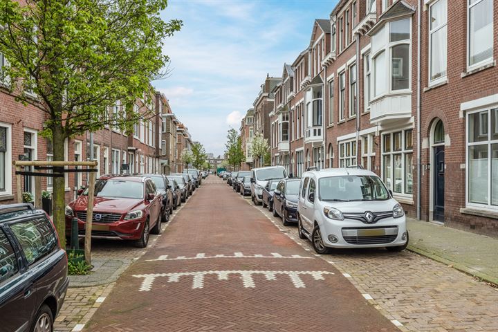 Bekijk foto 47 van Hendrik Zwaardecroonstraat 17