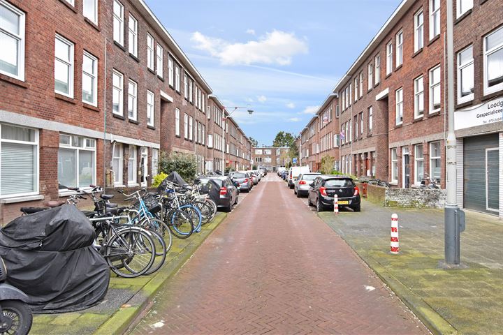 Bekijk foto 24 van Larensestraat 77