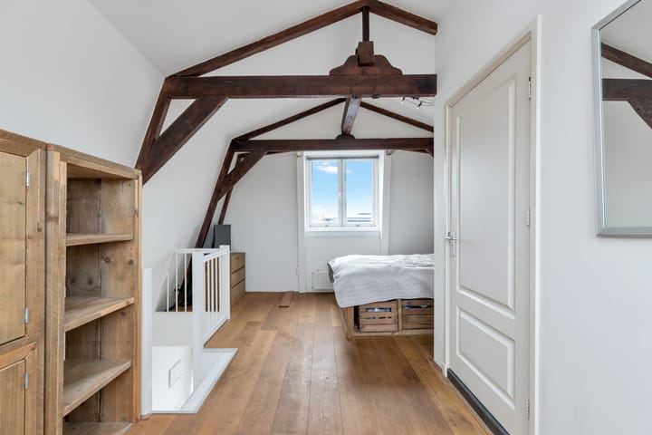 Foto 26 van Tweede Laurierdwarsstraat 53-3