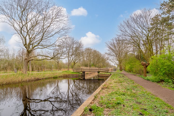 Bekijk foto 39 van Oosterhoutlaan 20