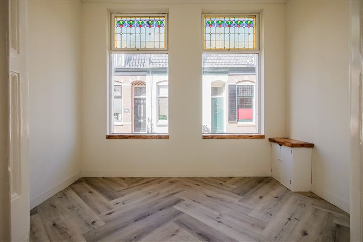 Bekijk foto 10 van Janzenstraat 53