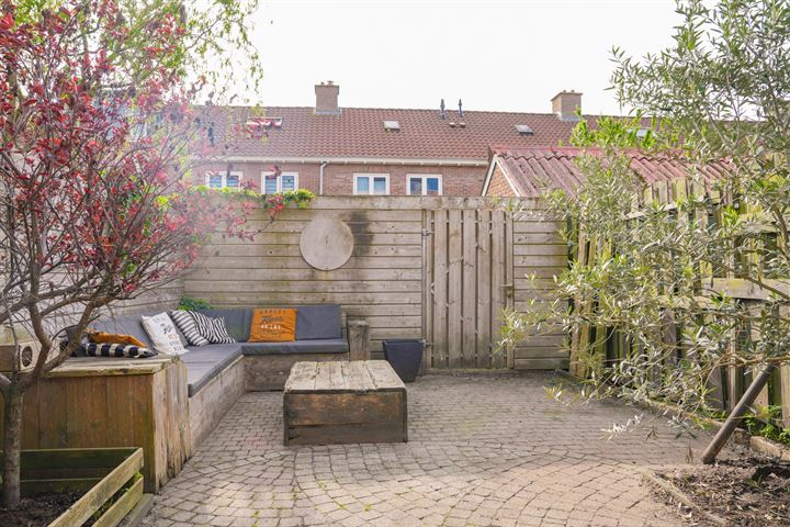 Bekijk foto 15 van Luit Blomstraat 57