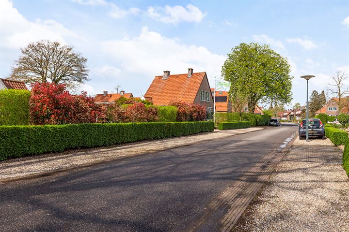 Bekijk foto 47 van IJzerweg 11