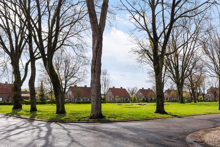 Bekijk foto 51 van IJzerweg 11