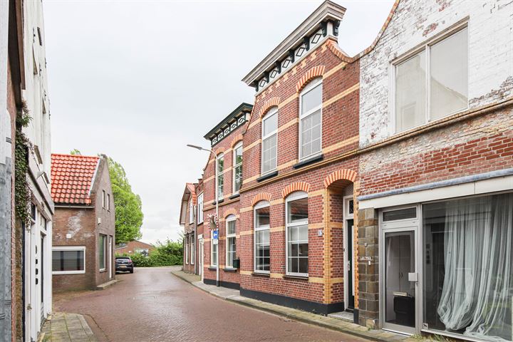 Bekijk foto 30 van Molenstraat 12