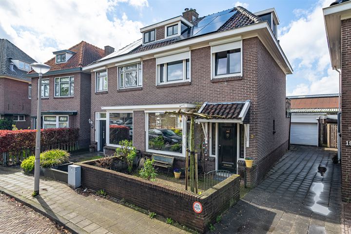 Bekijk foto 2 van Geraniumstraat 21