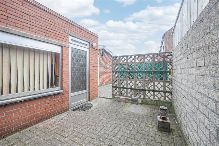 Bekijk foto 20 van Prins Bernhardstraat 27