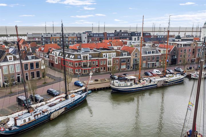 Bekijk foto 1 van Zuiderhaven 58