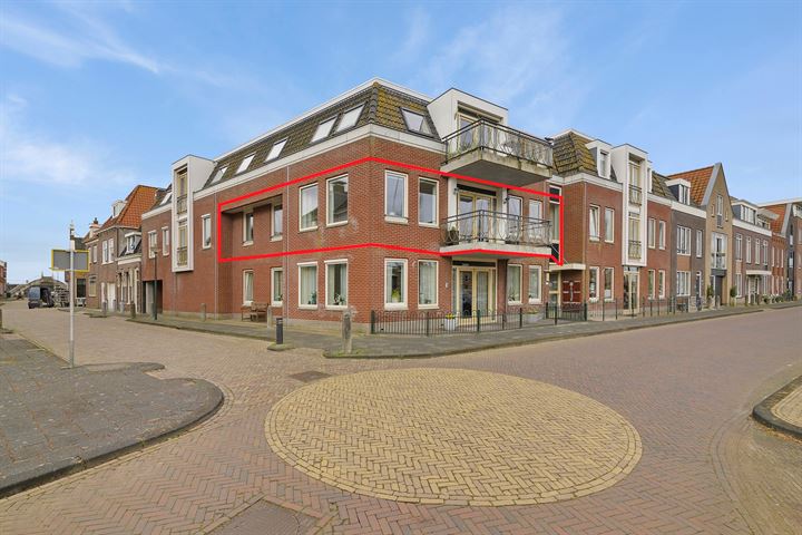 View photo 2 of Zuiderhaven 58