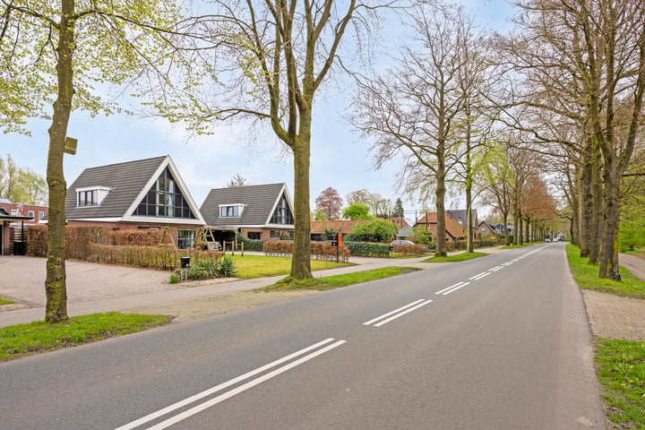 Bekijk foto 35 van Tongerenseweg 48