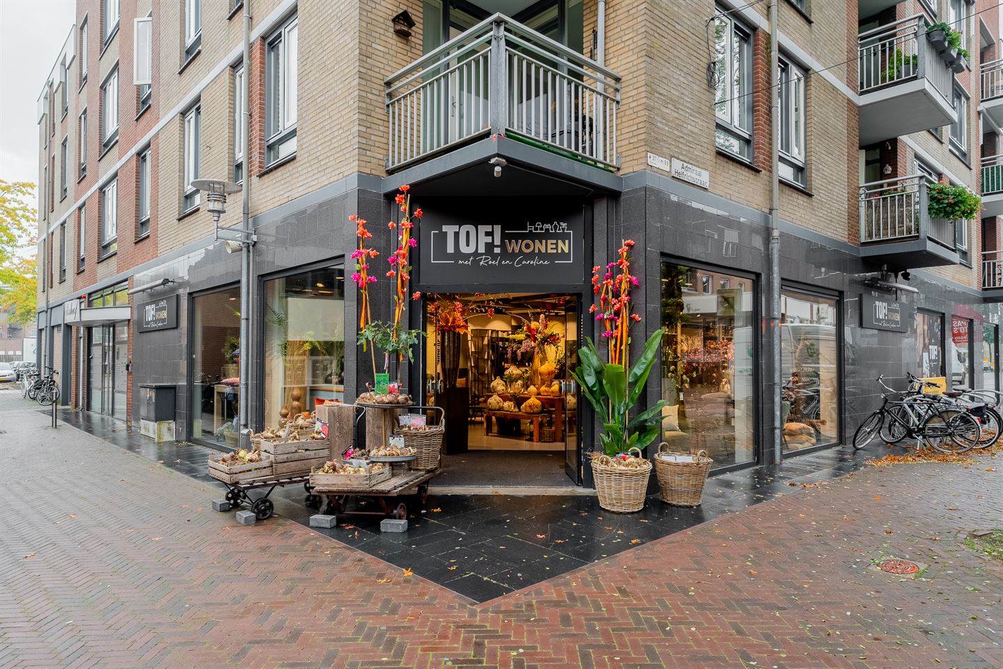 Bekijk foto 1 van Admiraal Helfrichstraat 33