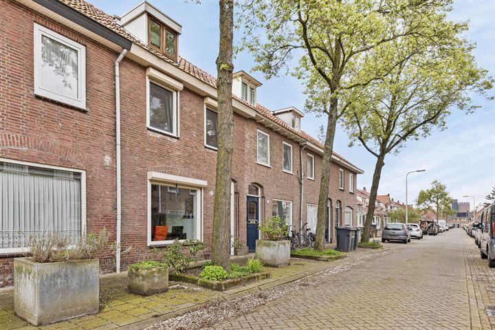 Bekijk foto 27 van Valkenierstraat 67