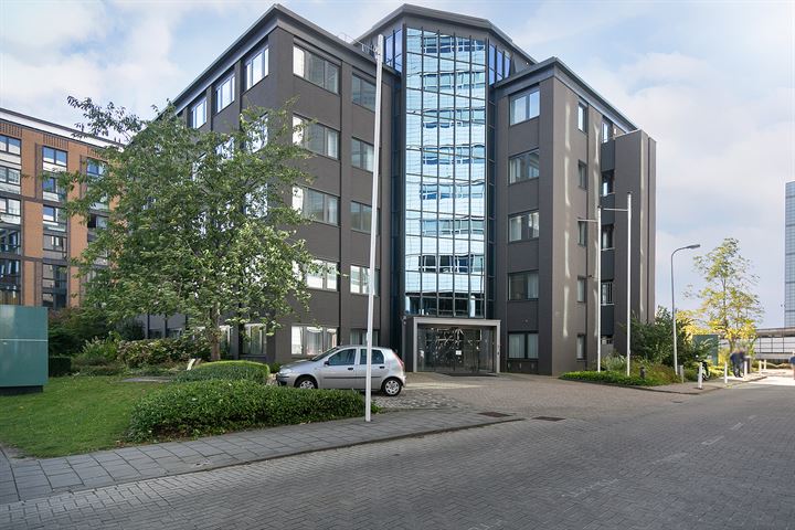 Burgemeester Roelenweg 11, Zwolle