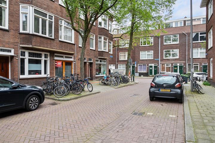 View photo 11 of Geertsemastraat 3-B