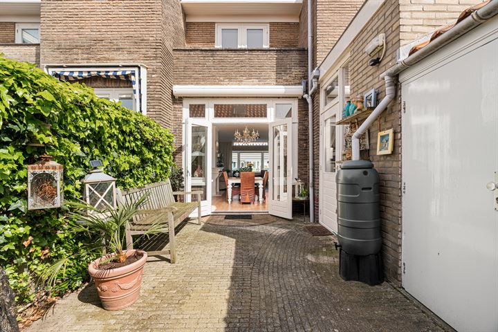 Bekijk foto 18 van Quarles van Uffordstraat 43