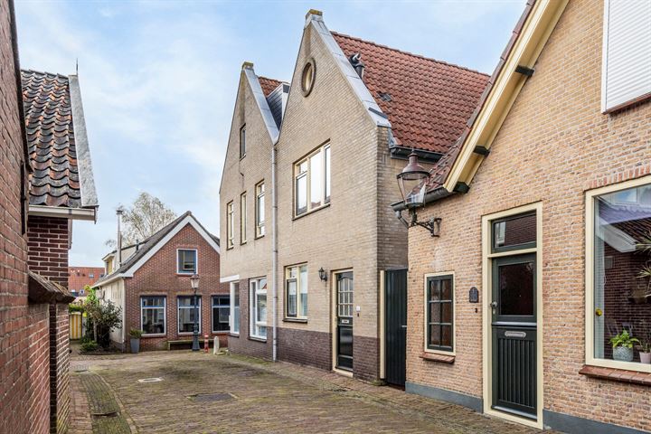 Bekijk foto 1 van Schoolstraat 3